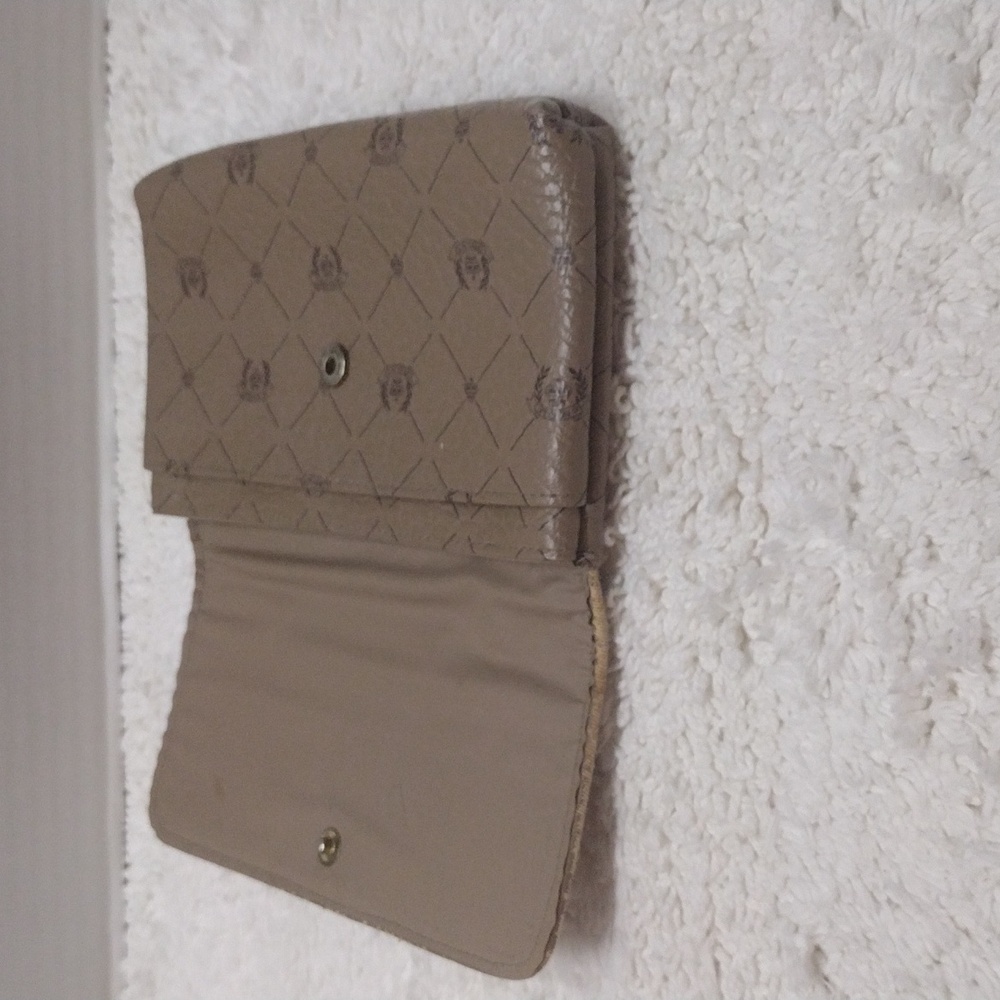 Sasson Beige Clutch Purse - Picture 8 of 11